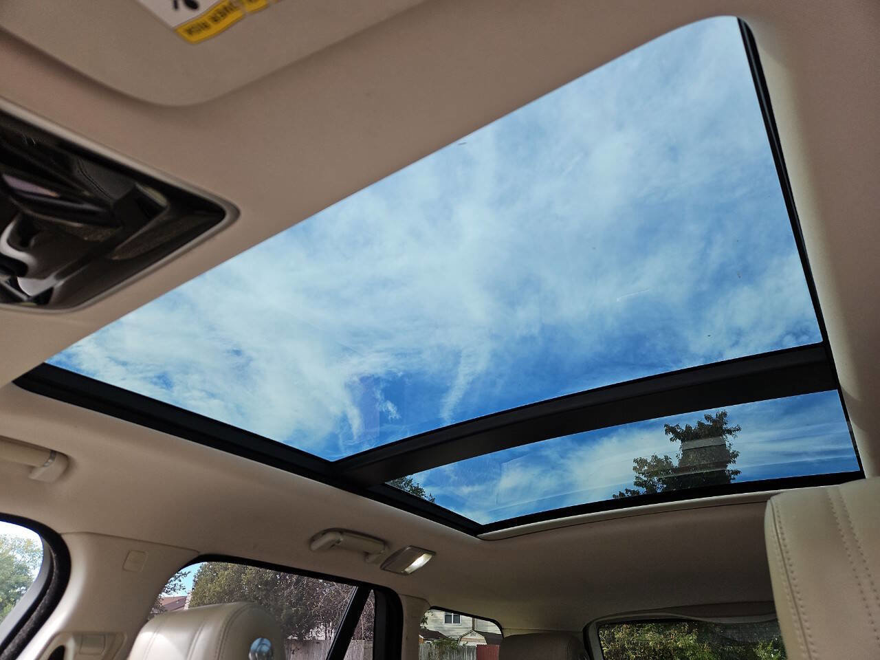 Used 2017 Land Rover Range Rover HSE image 21