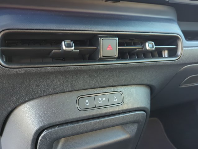 Used 2025 Volkswagen ID. Buzz Pro S RWD image 23