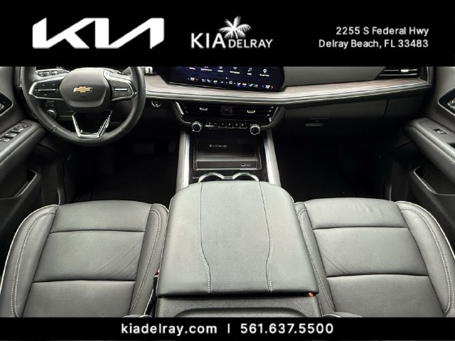 Used 2025 Chevrolet Tahoe Premier RWD image 12