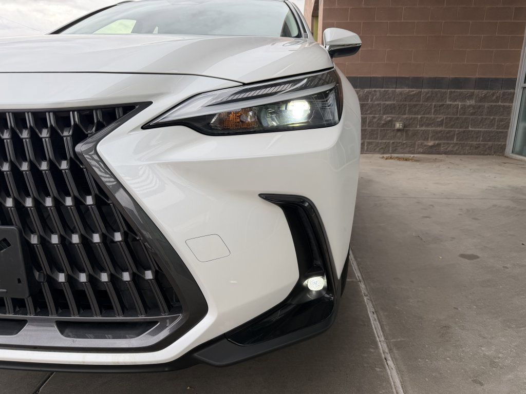 Used 2022 Lexus NX 250 FWD w/ Accessory Package 2 image 11