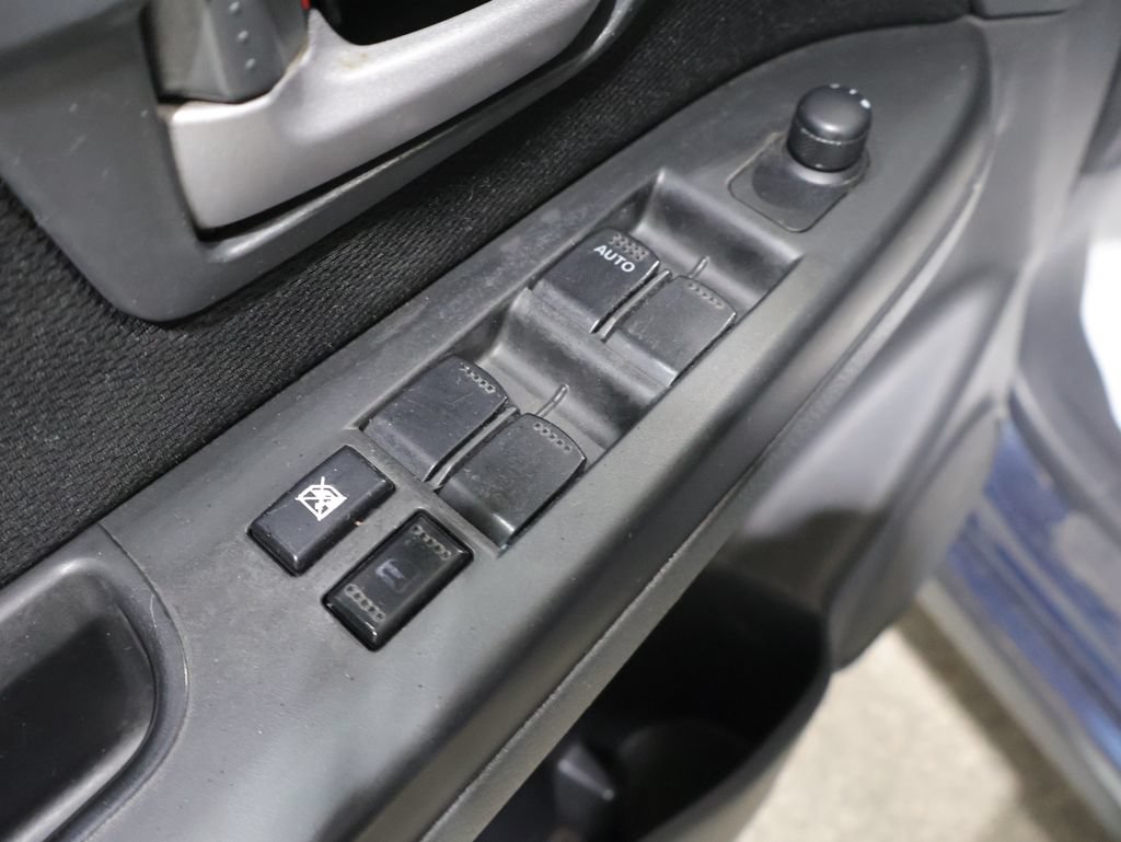 Used 2010 Suzuki SX4 AWD Hatchback image 12