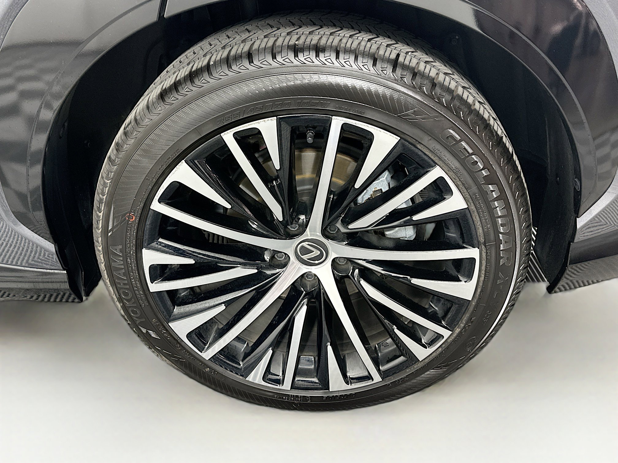 Used 2023 Lexus RZ 450e Premium w/ Accessory Package (Z1) image 11