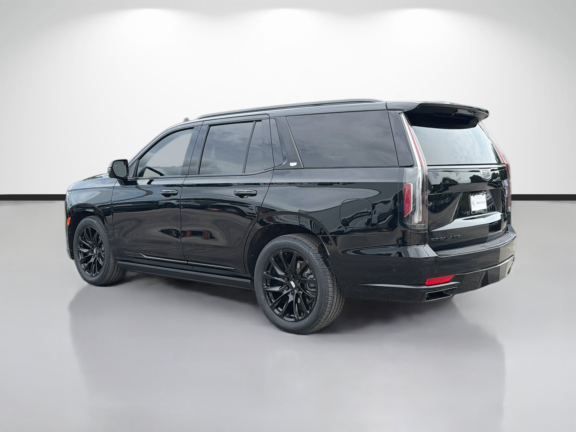 Used 2024 Cadillac Escalade Sport Platinum w/ LPO, ONYX Package AWD/4WD image 5