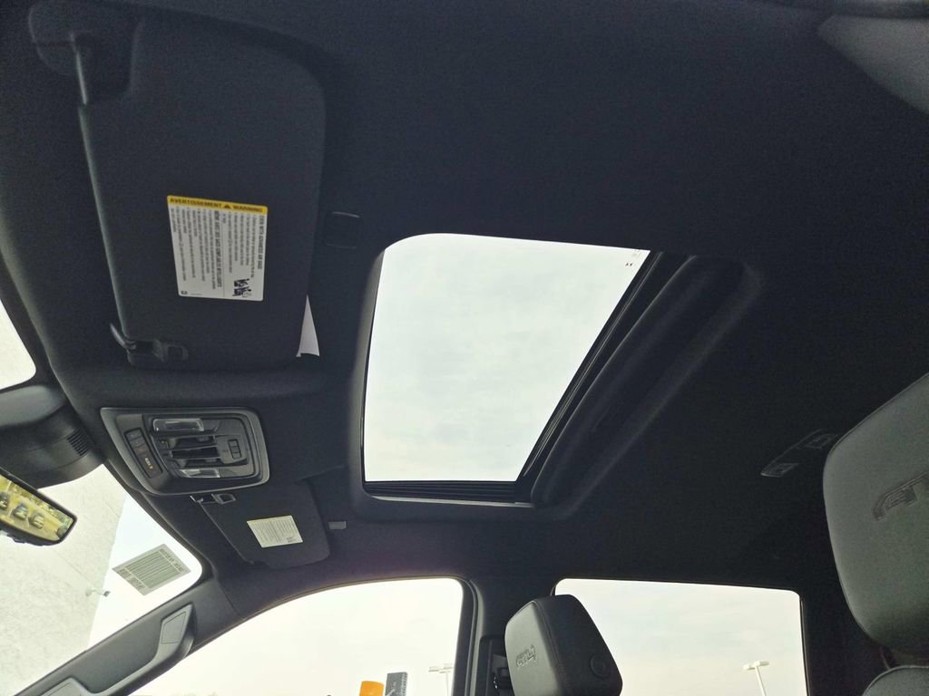 New 2026 GMC Sierra 2500 AT4 w/ AT4 Premium Plus Package image 9