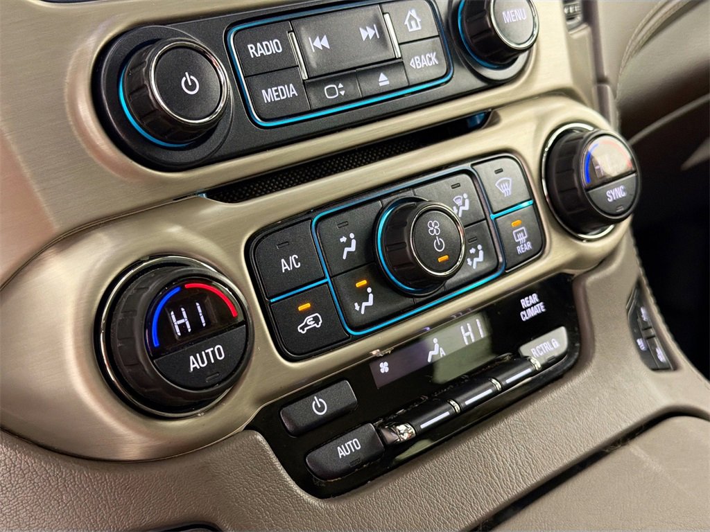 Used 2018 GMC Yukon XL Denali image 16