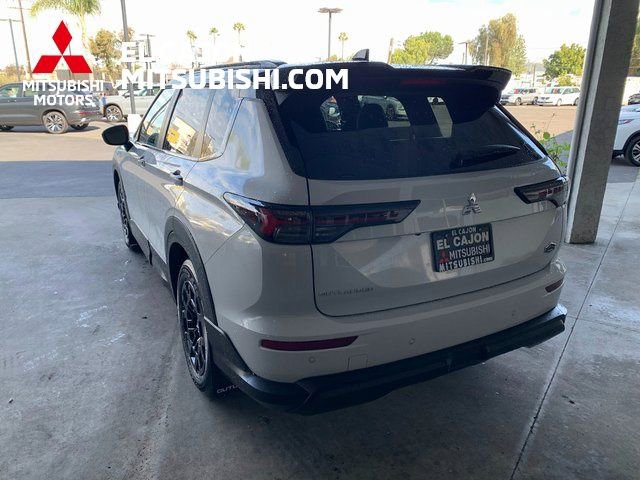 New 2026 Mitsubishi Outlander Trail Edition image 5