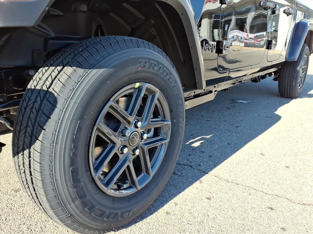 New 2026 Jeep Gladiator Sport image 10