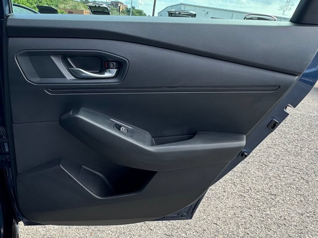 Used 2023 Honda Accord EX-L image 19