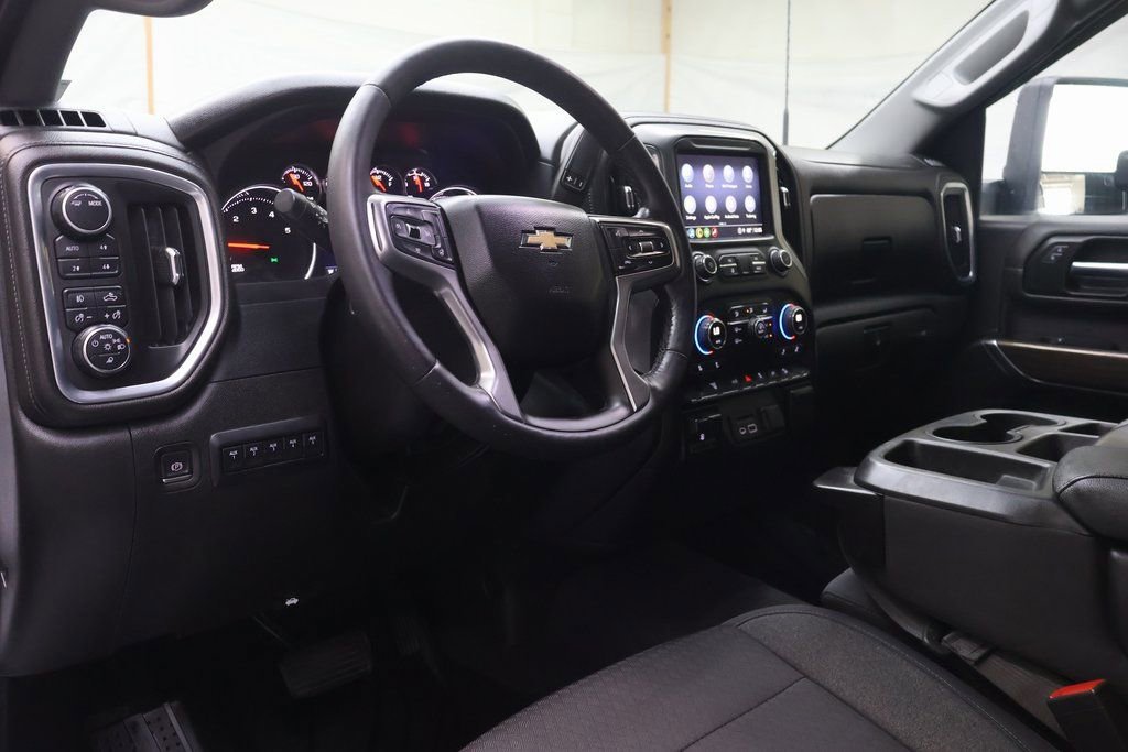 Used 2022 Chevrolet Silverado 3500 LT w/ Convenience Package AWD/4WD image 17