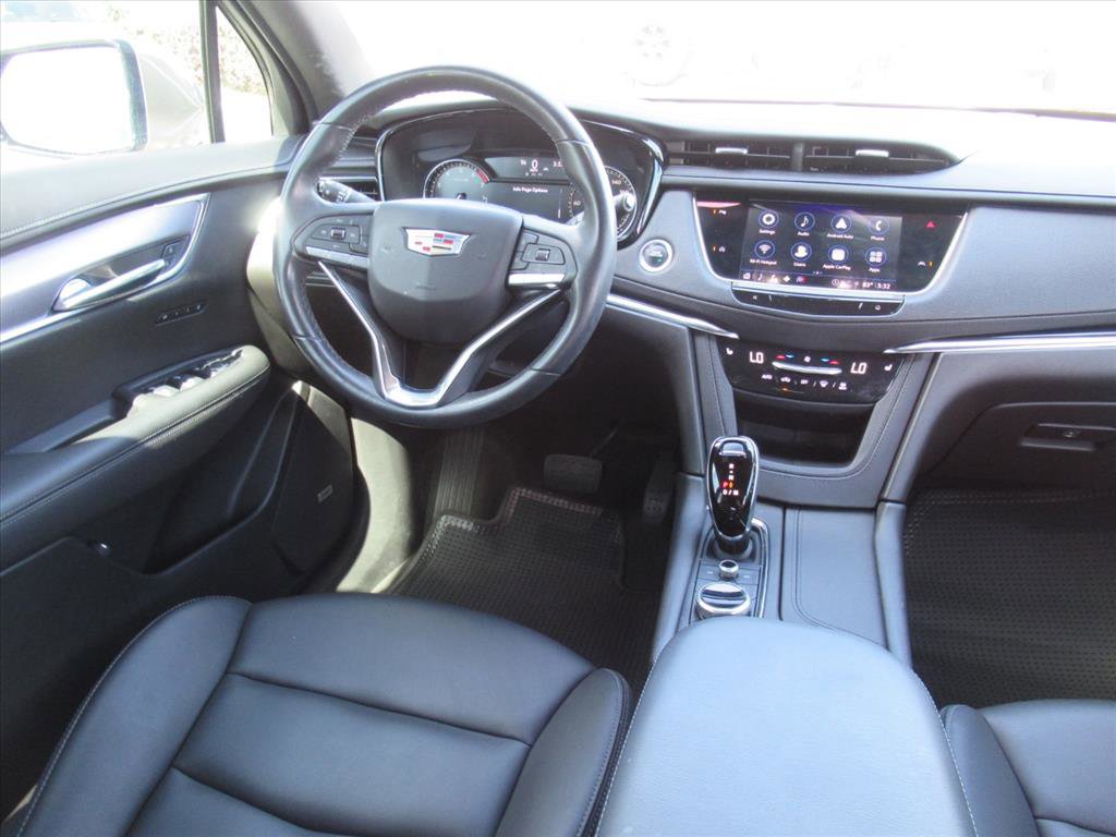 Used 2022 Cadillac XT6 Luxury image 12