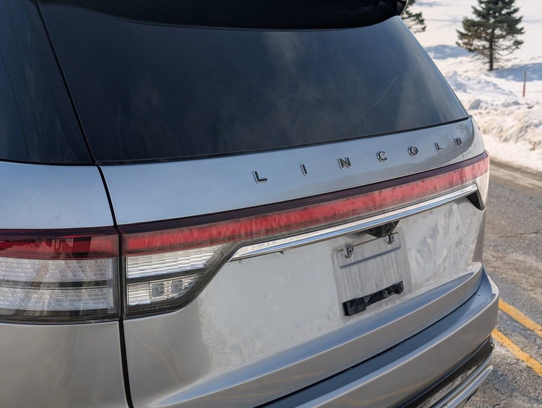 Used 2023 Lincoln Aviator Black Label w/ Jet Package image 36