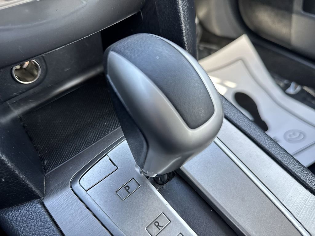 Used 2011 Subaru Legacy 2.5i Premium w/ All-Weather Pkg image 17