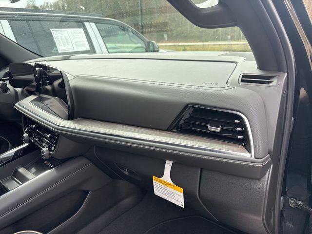 Used 2025 Chevrolet Tahoe Premier w/ Sun And Tow Package image 32