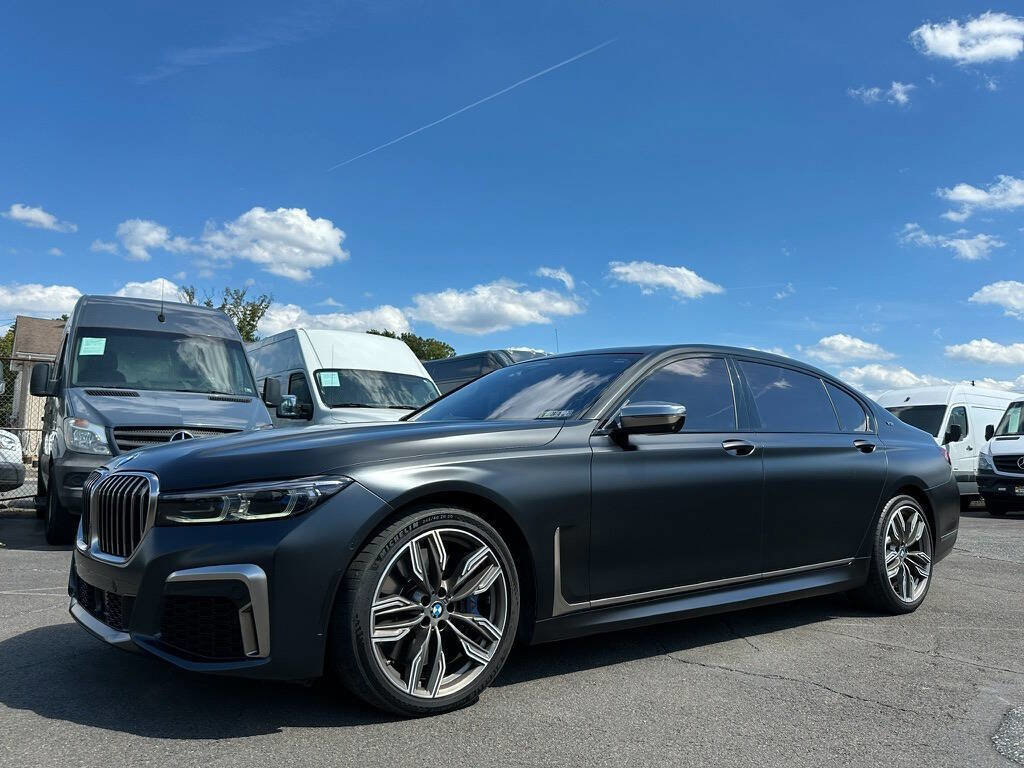 Used 2020 BMW M760i xDrive image 2