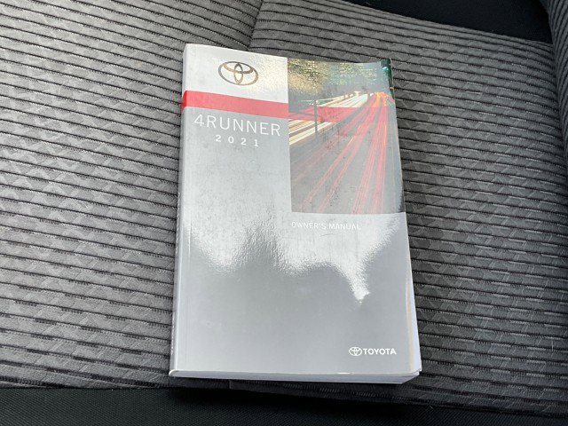 Used 2021 Toyota 4Runner SR5 image 34
