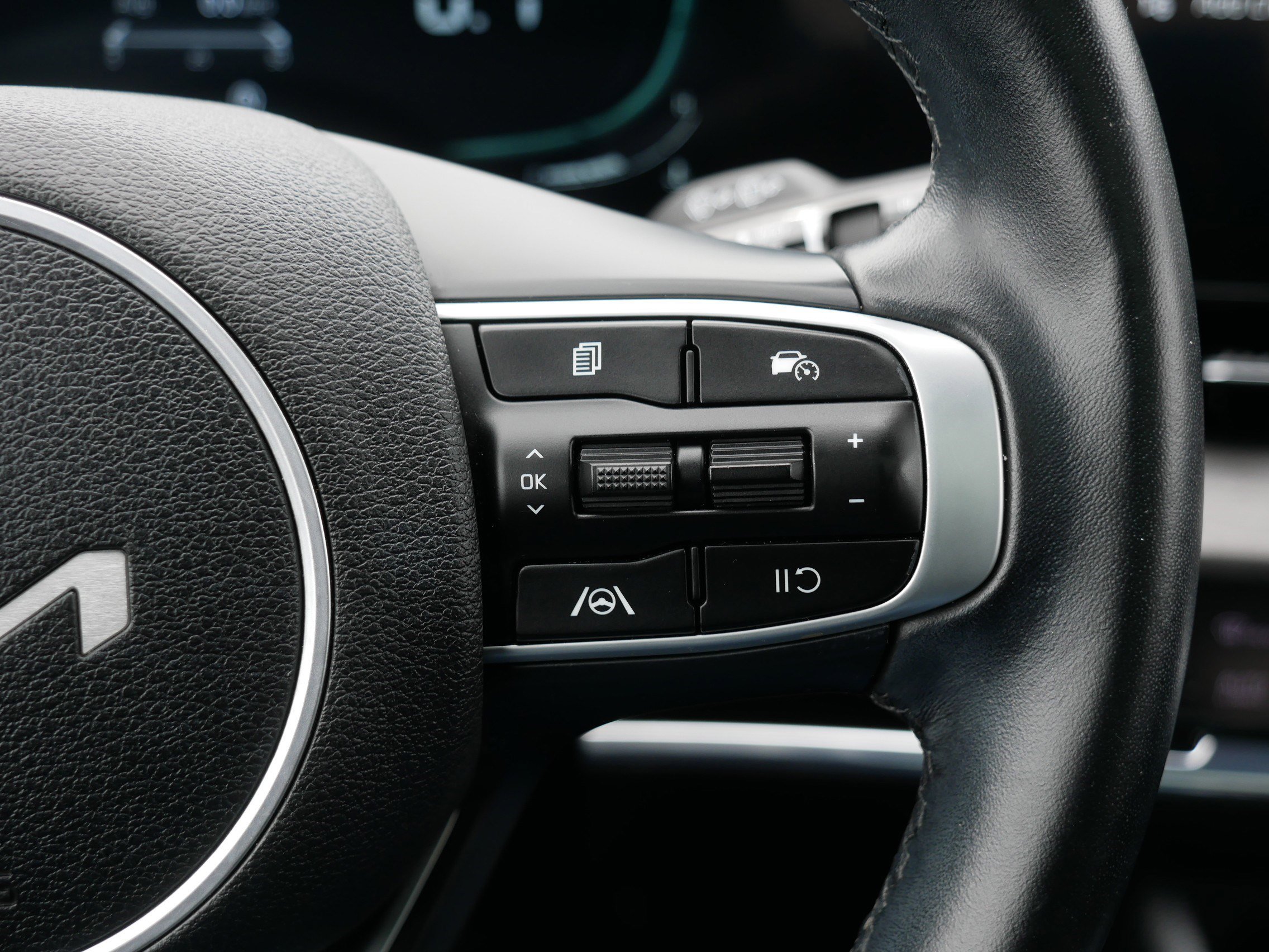 Certified 2023 Kia Sportage X-Line w/ X-Line Premium Package image 30