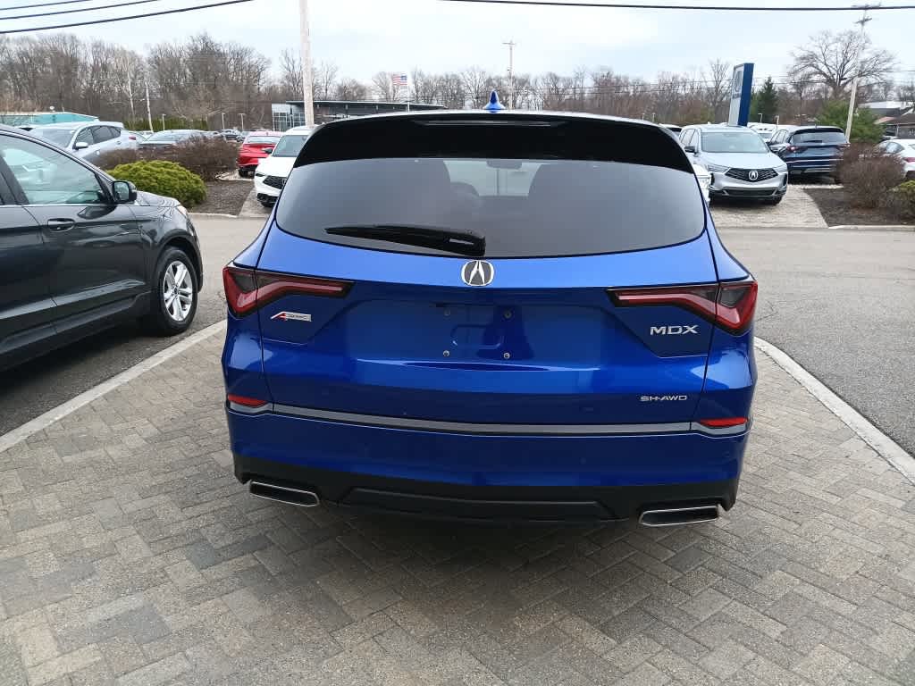 Used 2023 Acura MDX A-Spec image 5