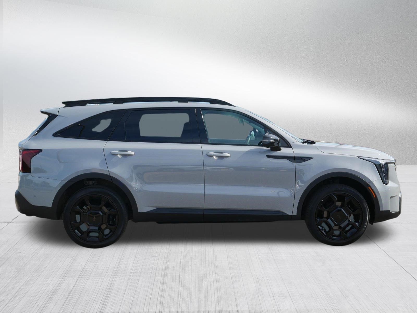 Used 2025 Kia Sorento SX AWD/4WD image 8
