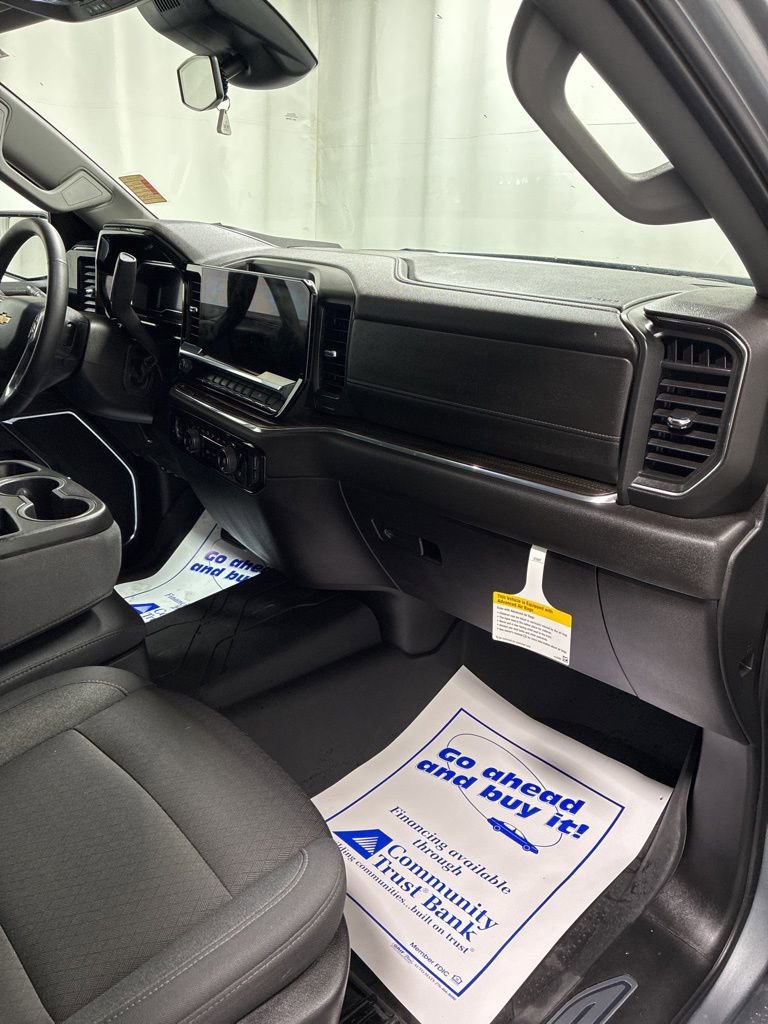 Used 2024 Chevrolet Silverado 1500 LT w/ Protection Package image 28