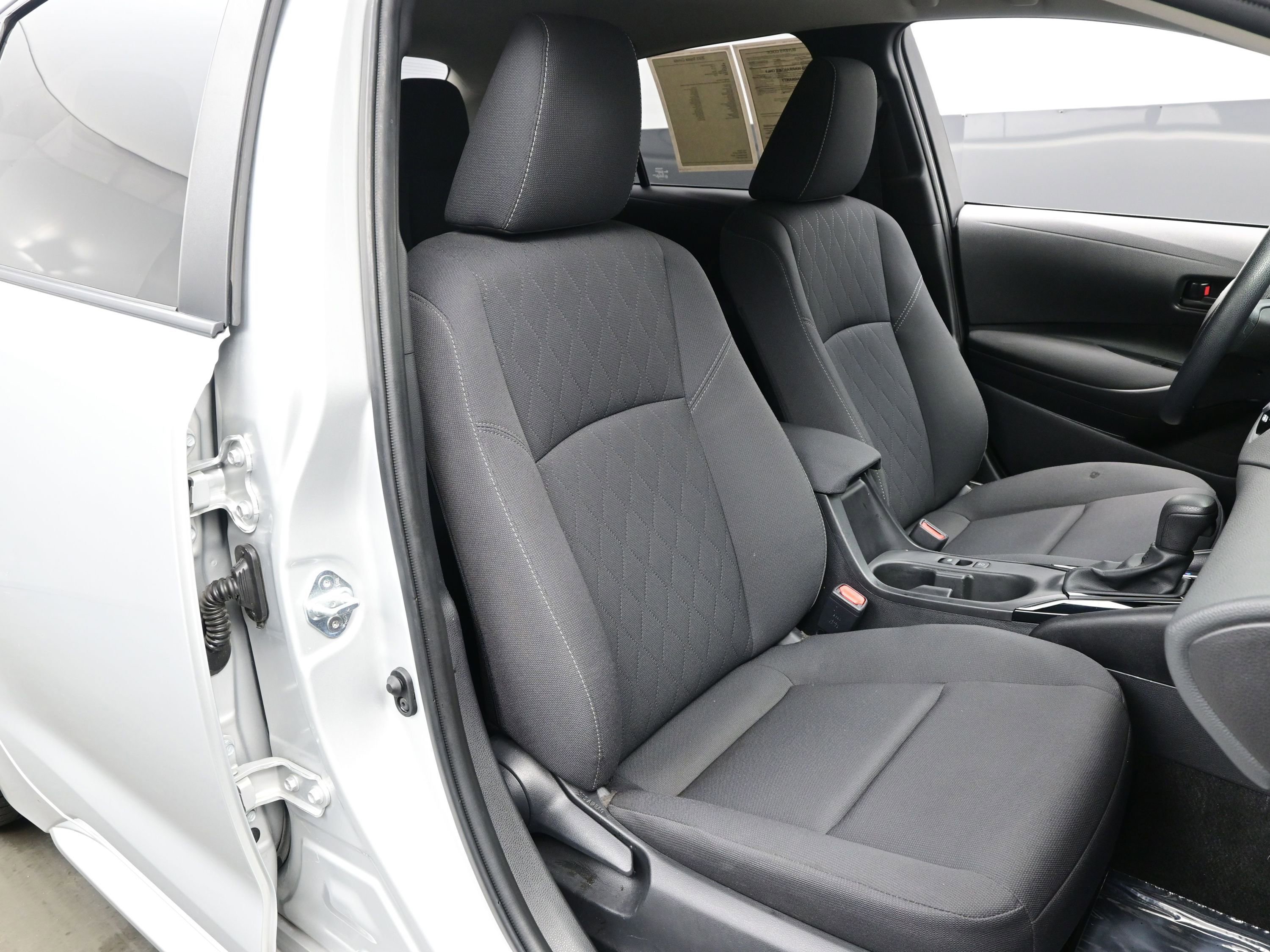 Used 2023 Toyota Corolla LE image 13