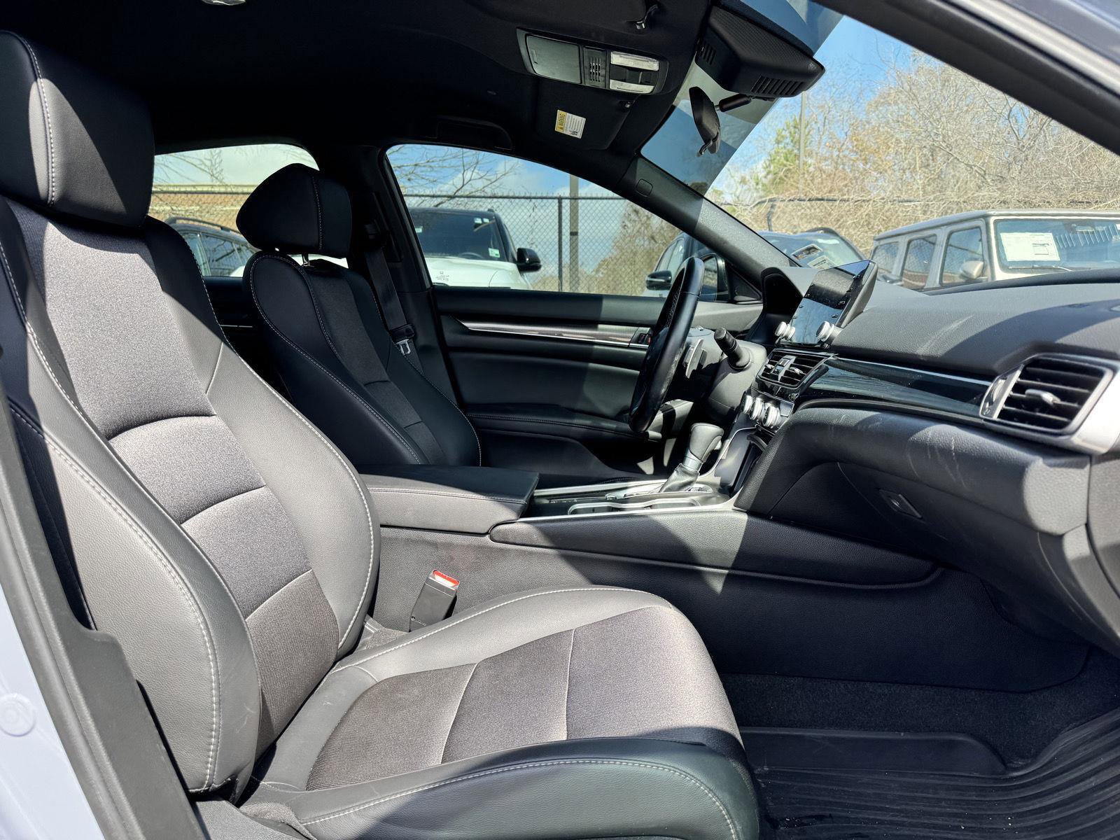 Used 2021 Honda Accord Sport image 29