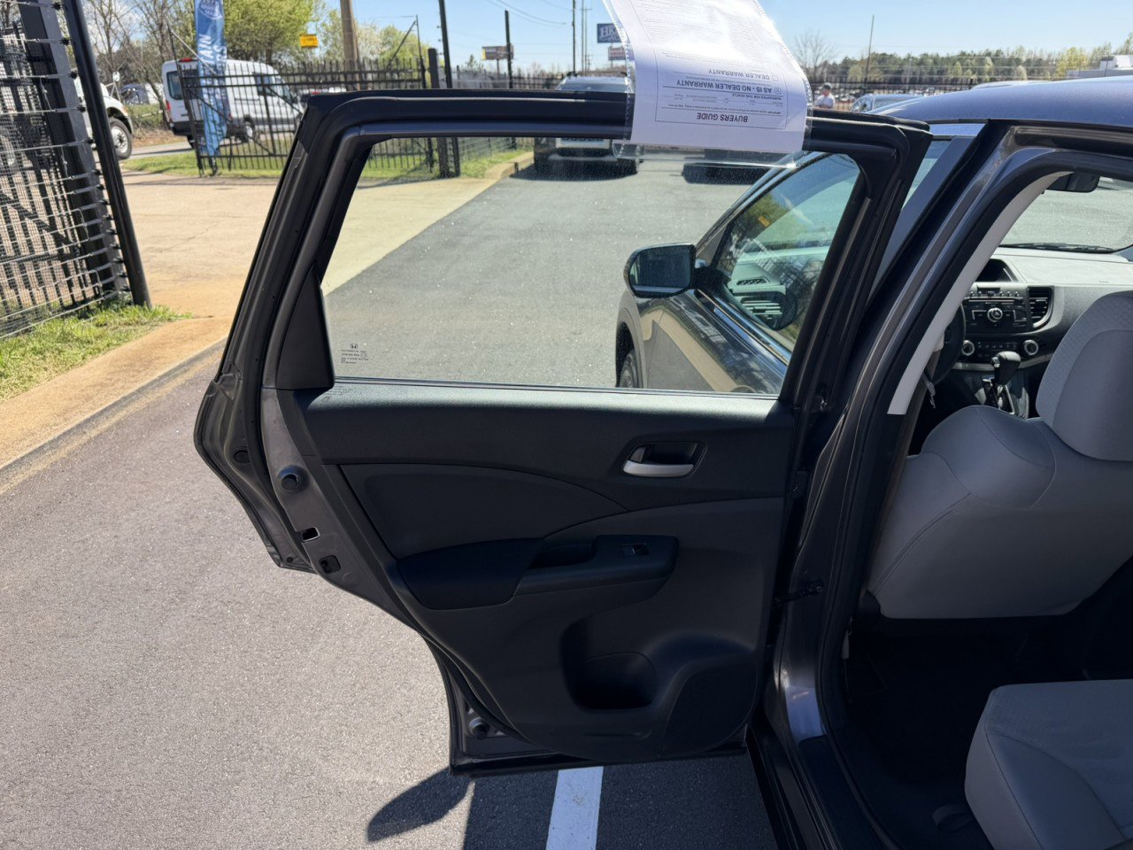 Used 2015 Honda CR-V LX image 20