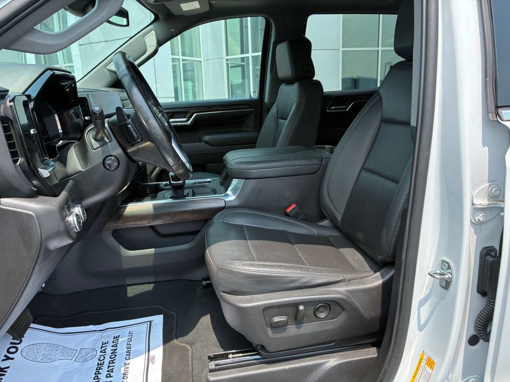 Used 2023 GMC Sierra 1500 SLT w/ SLT Convenience Package AWD/4WD image 7