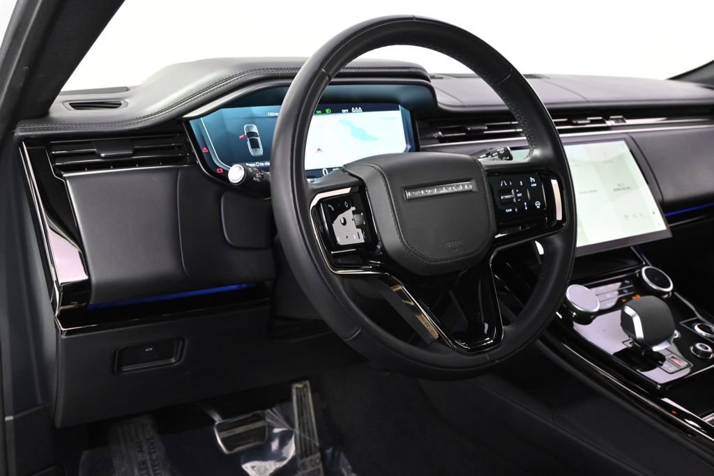Used 2023 Land Rover Range Rover Sport SE Dynamic image 11