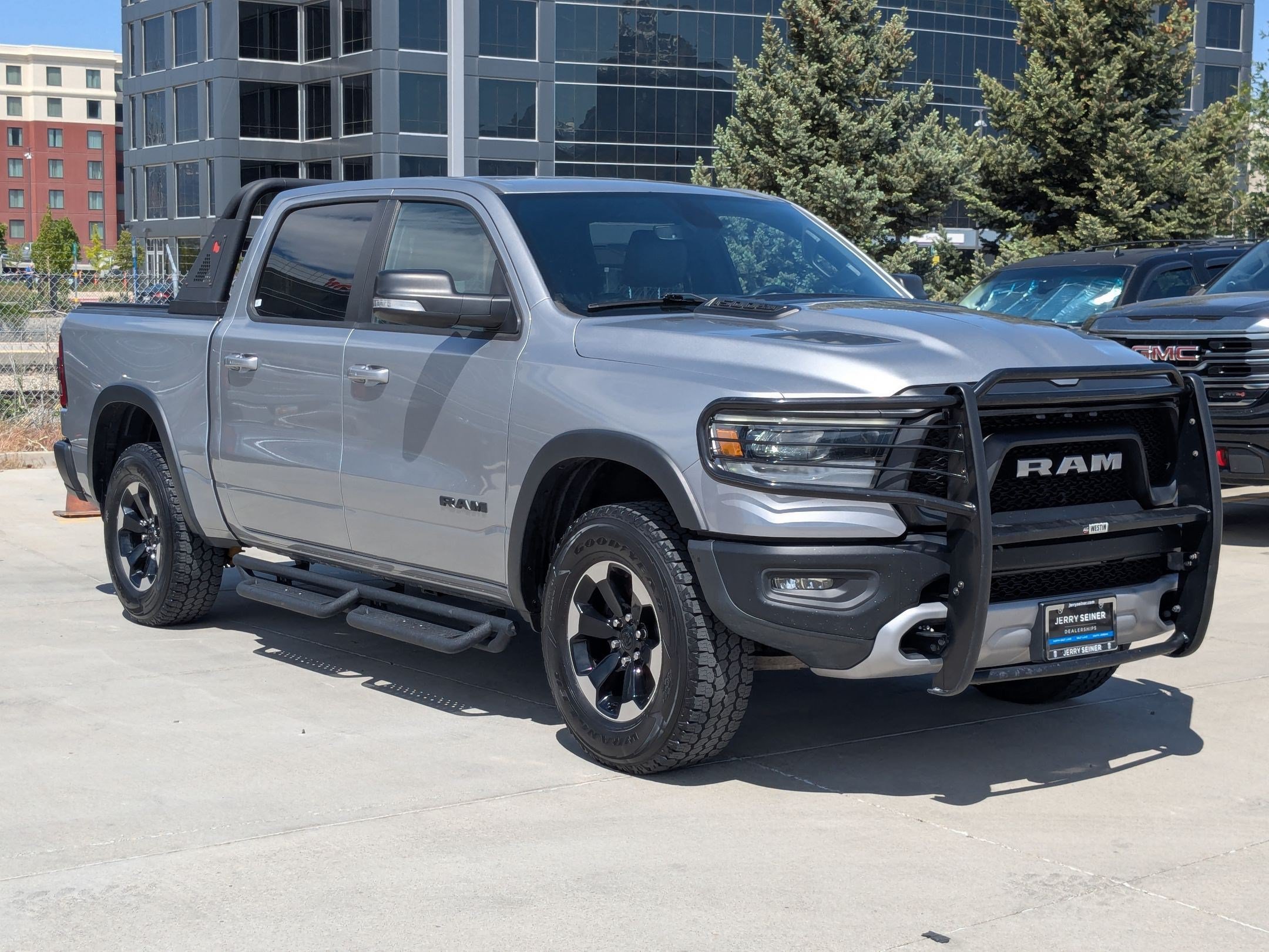 Used 2020 RAM 1500 Rebel w/ Rebel Level 1 Equipment Group AWD/4WD image 8