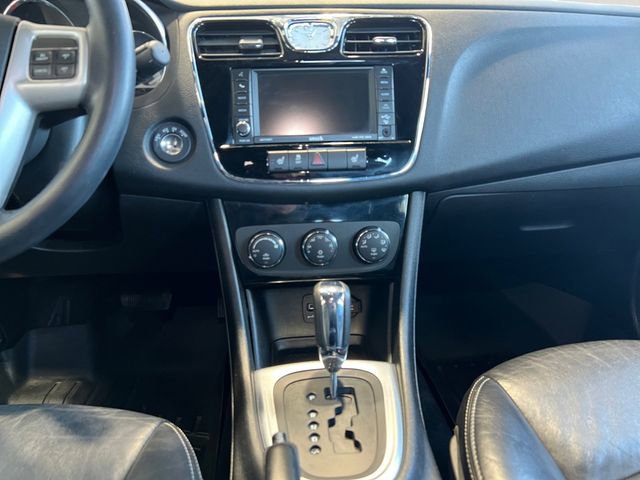 Used 2012 Chrysler 200 Limited image 9