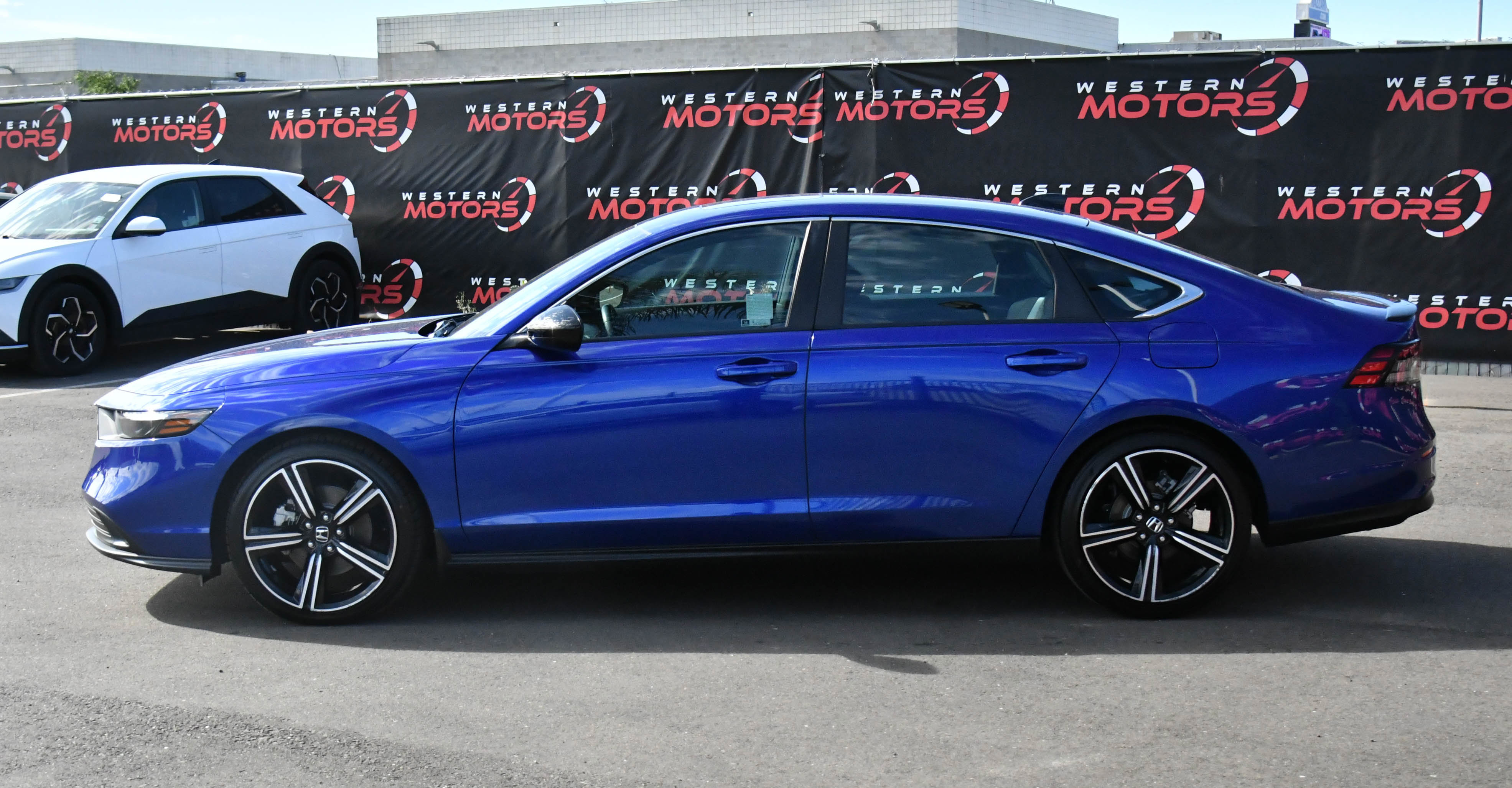 Used 2024 Honda Accord Sport image 4