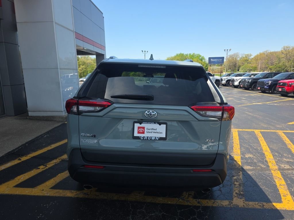 Used 2023 Toyota RAV4 XLE image 4