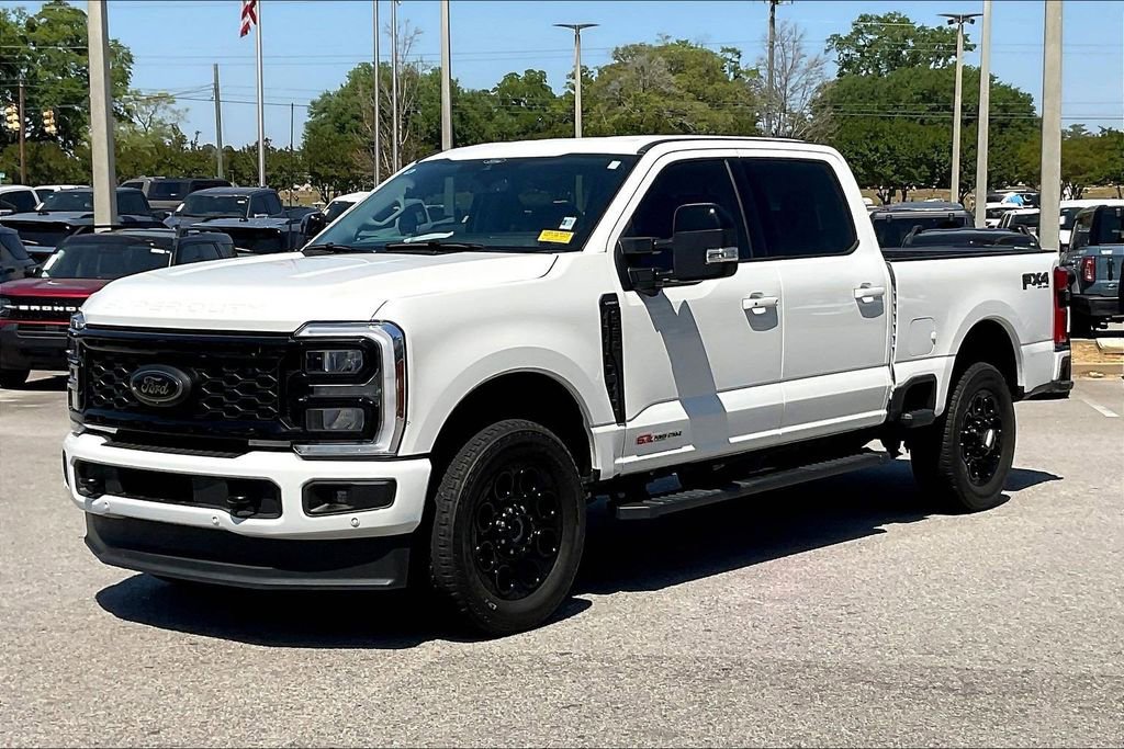Used 2025 Ford F350 Lariat w/ Lariat Ultimate Package image 1