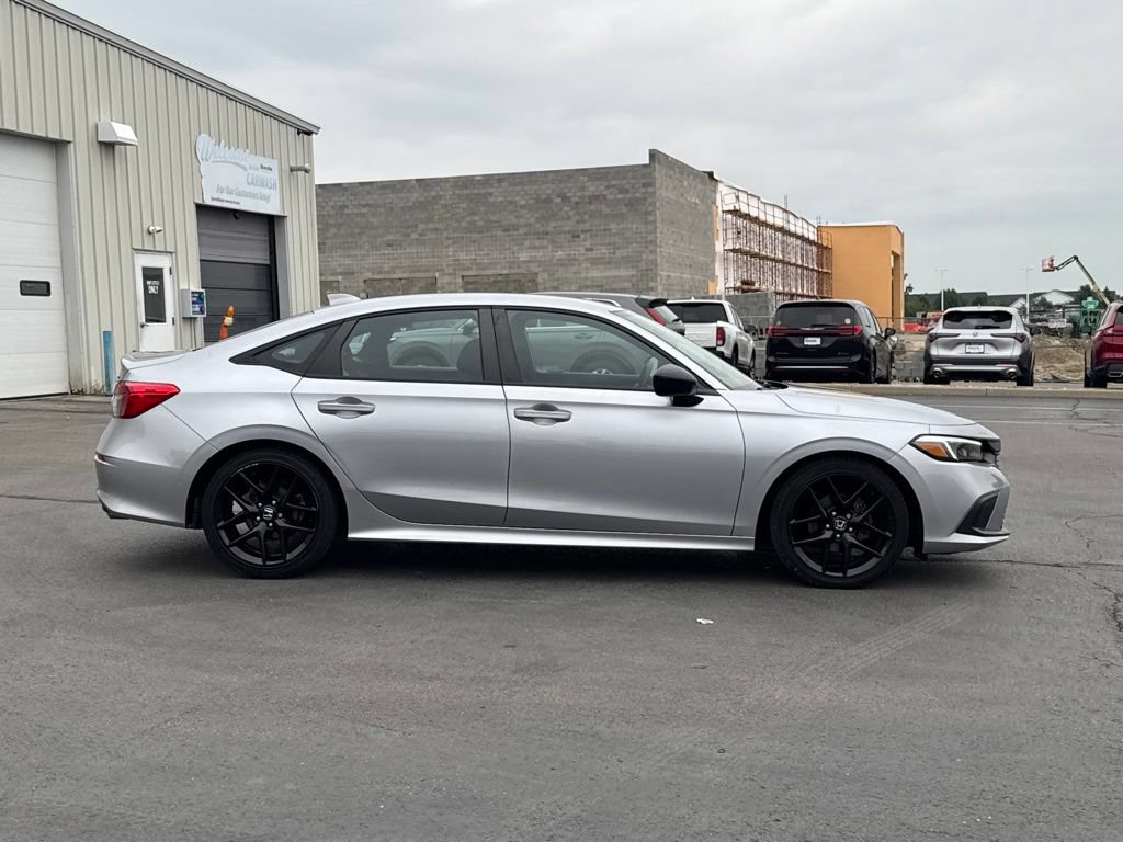 Used 2023 Honda Civic Sport image 8