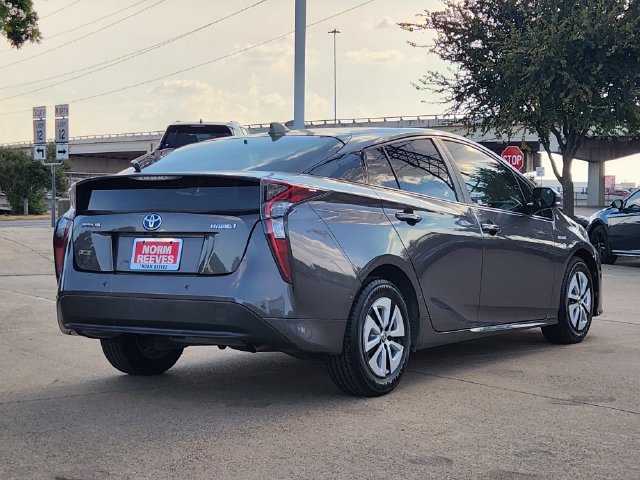 Used 2018 Toyota Prius Four w/ Advanced Technology Package FWD image 3