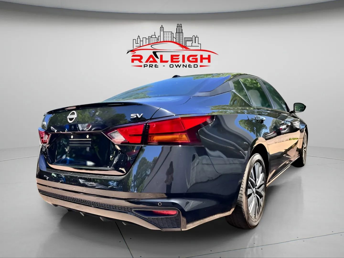 Used 2023 Nissan Altima 2.5 SV image 6