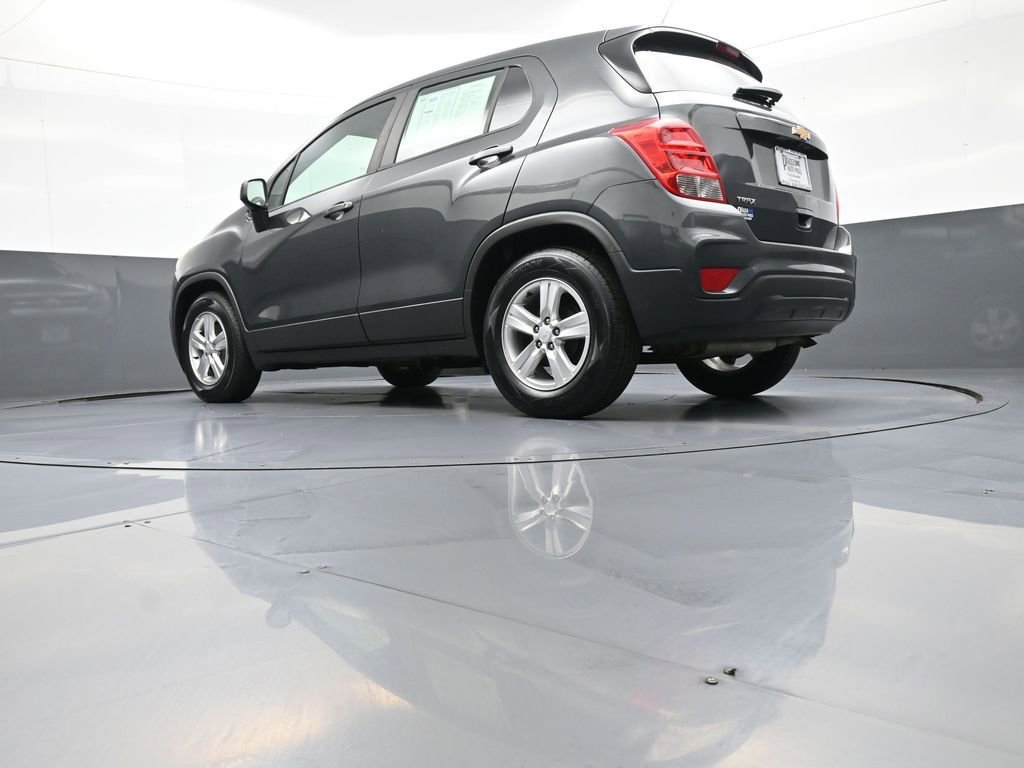 Used 2019 Chevrolet Trax LS image 30