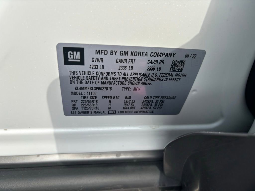 Used 2023 Buick Encore GX Essence w/ Experience Buick Package FWD image 14