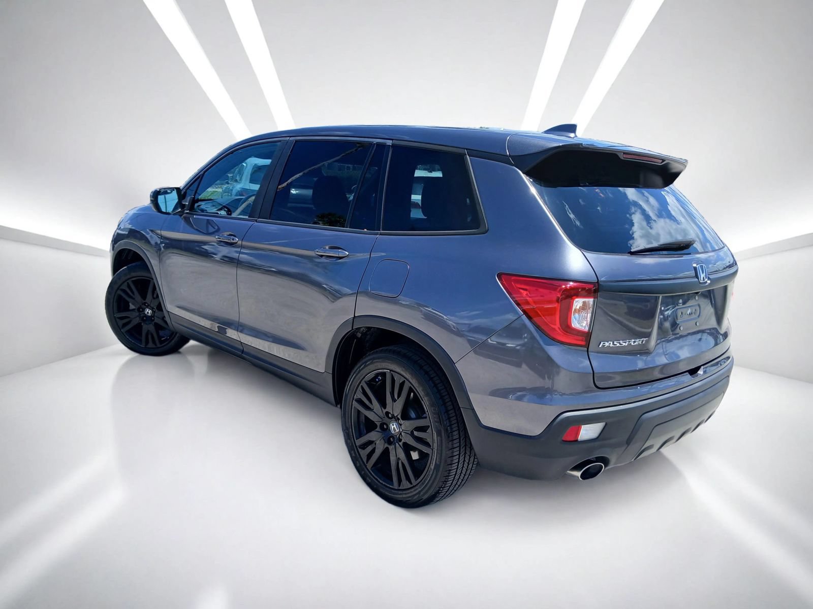Used 2021 Honda Passport Sport image 4