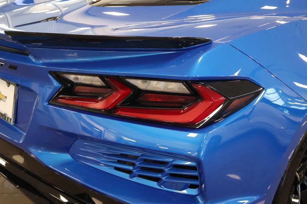 New 2026 Chevrolet Corvette E-Ray w/ ZER Performance Package AWD/4WD image 7