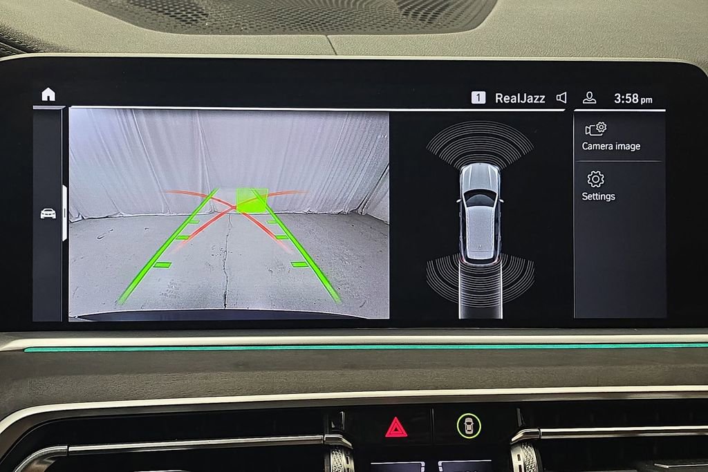 Certified 2023 BMW X5 xDrive45e w/ Executive Package image 18