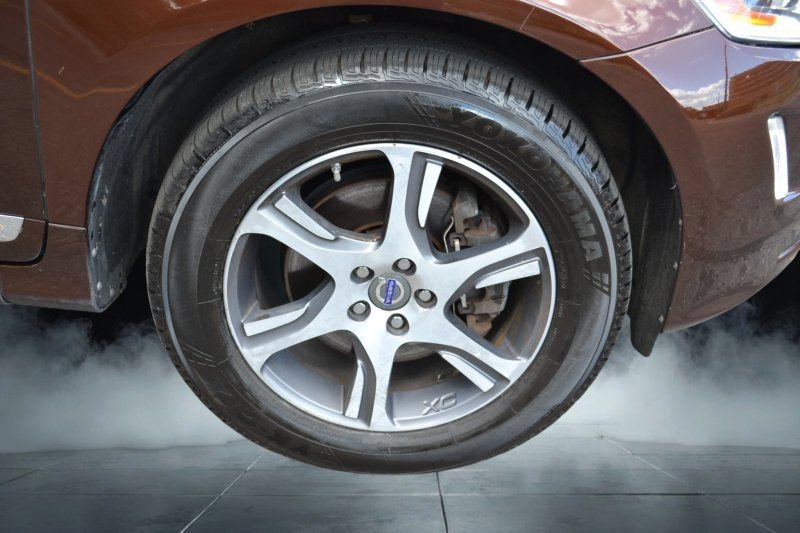 Used 2015 Volvo XC60 T6 Premier Plus AWD/4WD image 36