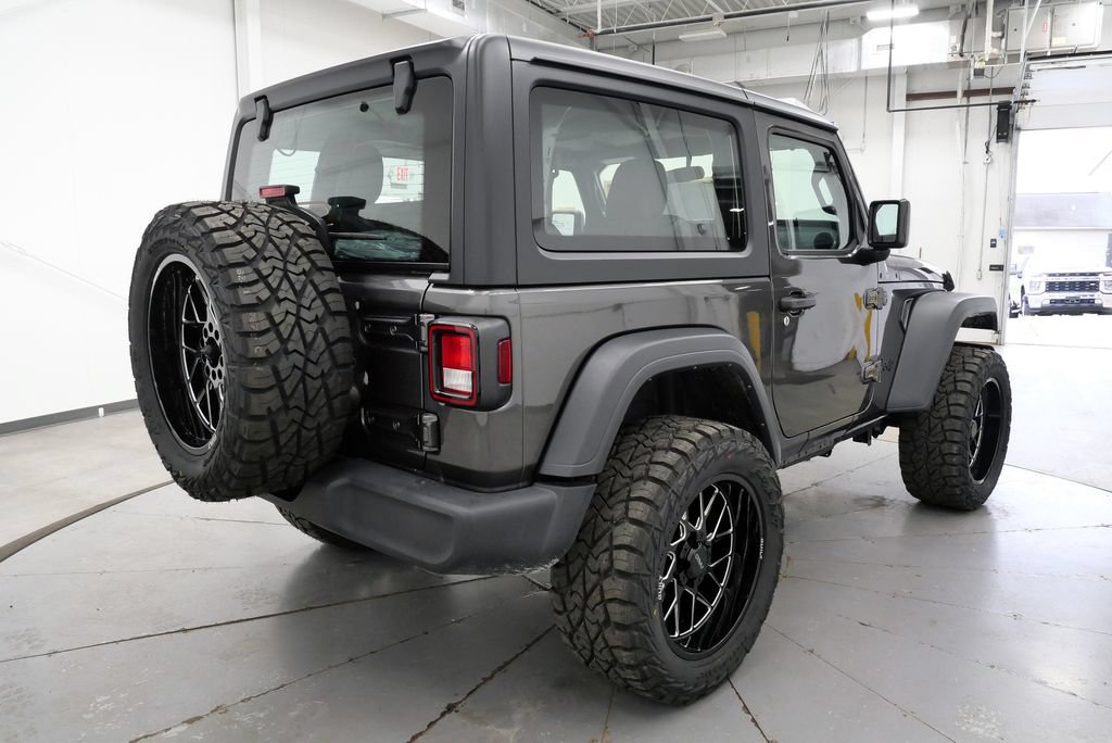 Used 2024 Jeep Wrangler Sport AWD/4WD image 7
