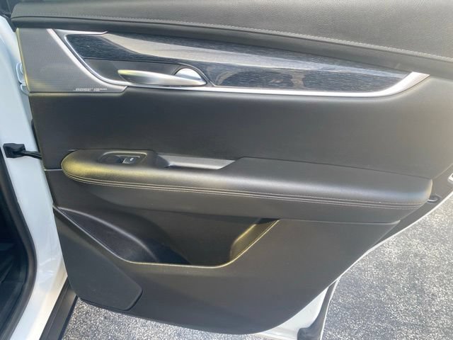 Used 2023 Cadillac XT5 Premium Luxury w/ LPO, Floor Liner Package AWD/4WD image 40