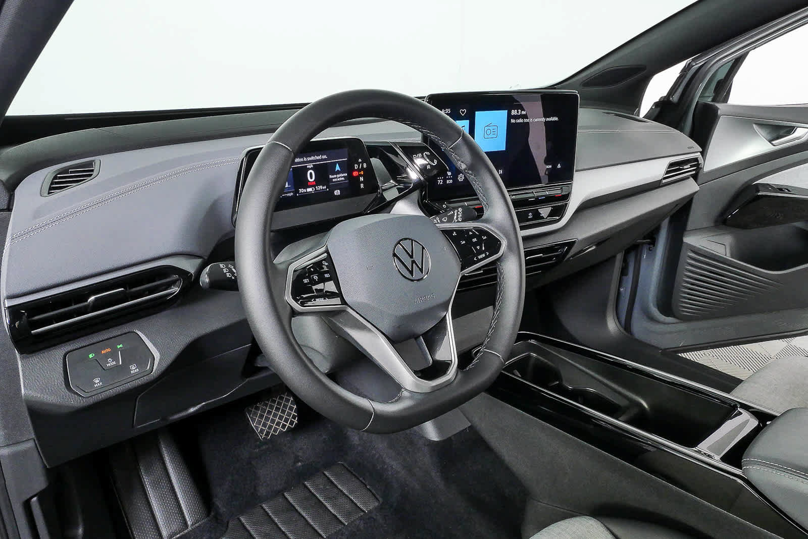 Certified 2023 Volkswagen ID.4 2WD image 10