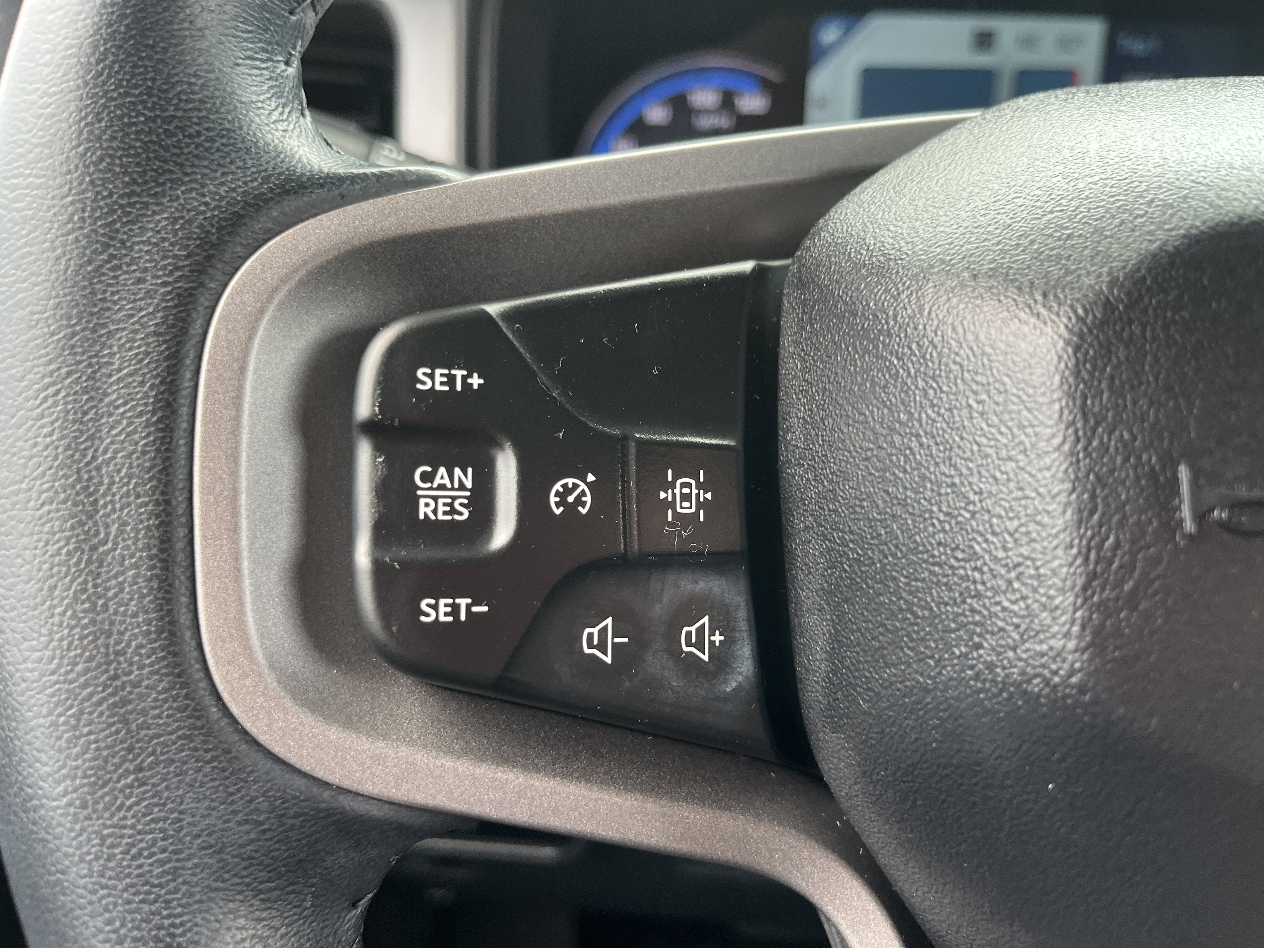 Used 2023 Ford Bronco Outer Banks AWD/4WD image 18