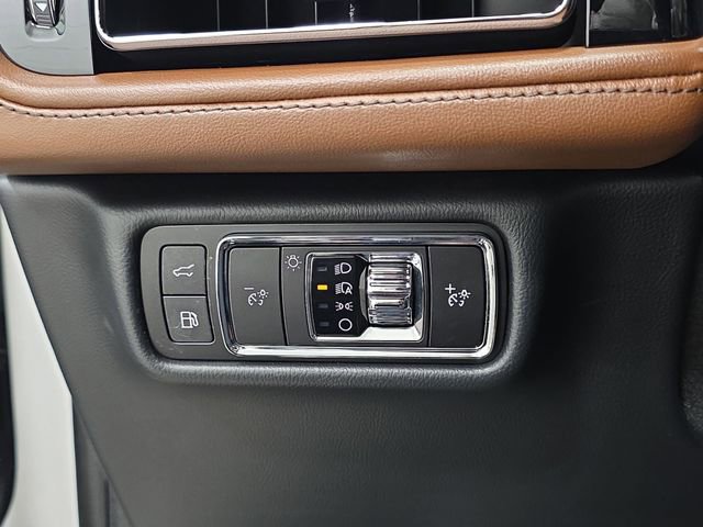 Certified 2023 Lincoln Aviator Grand Touring w/ Equipment Group 301A image 23