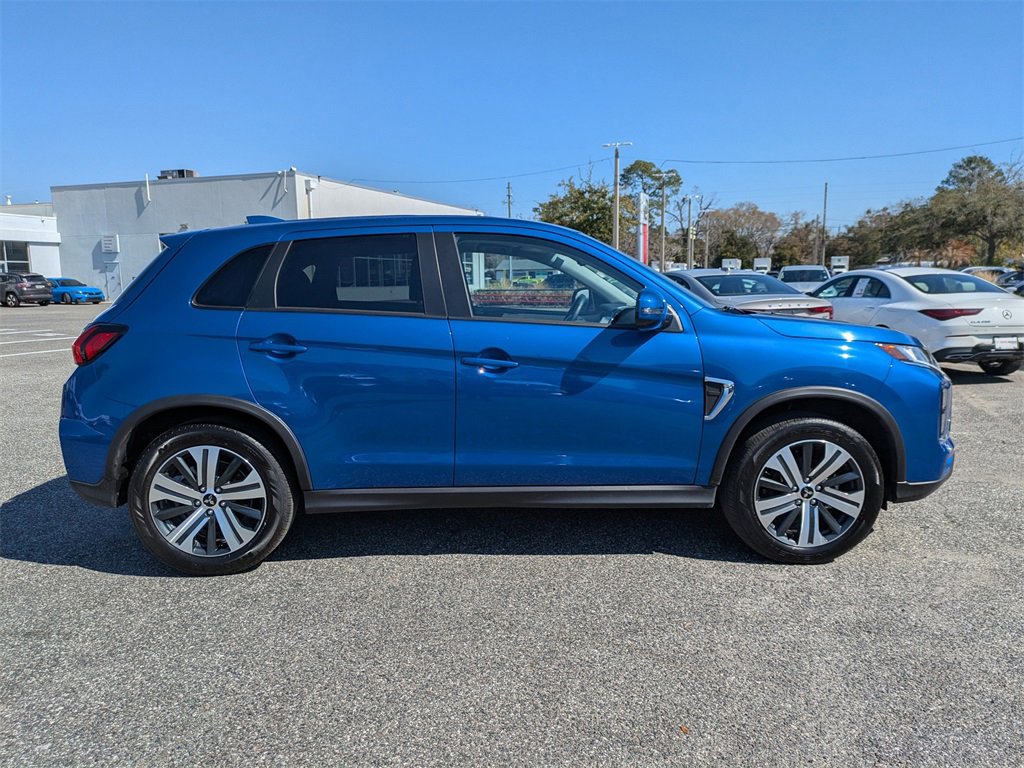 Used 2025 Mitsubishi Outlander Sport SE image 3