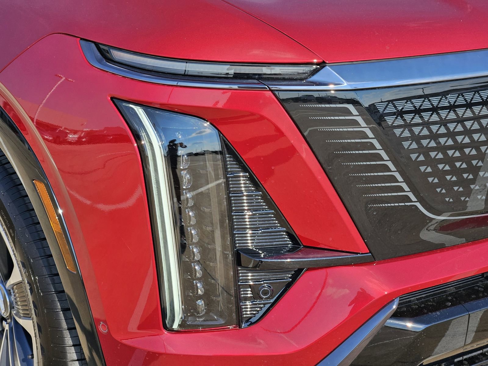 New 2026 Cadillac Vistiq Sport AWD/4WD image 6