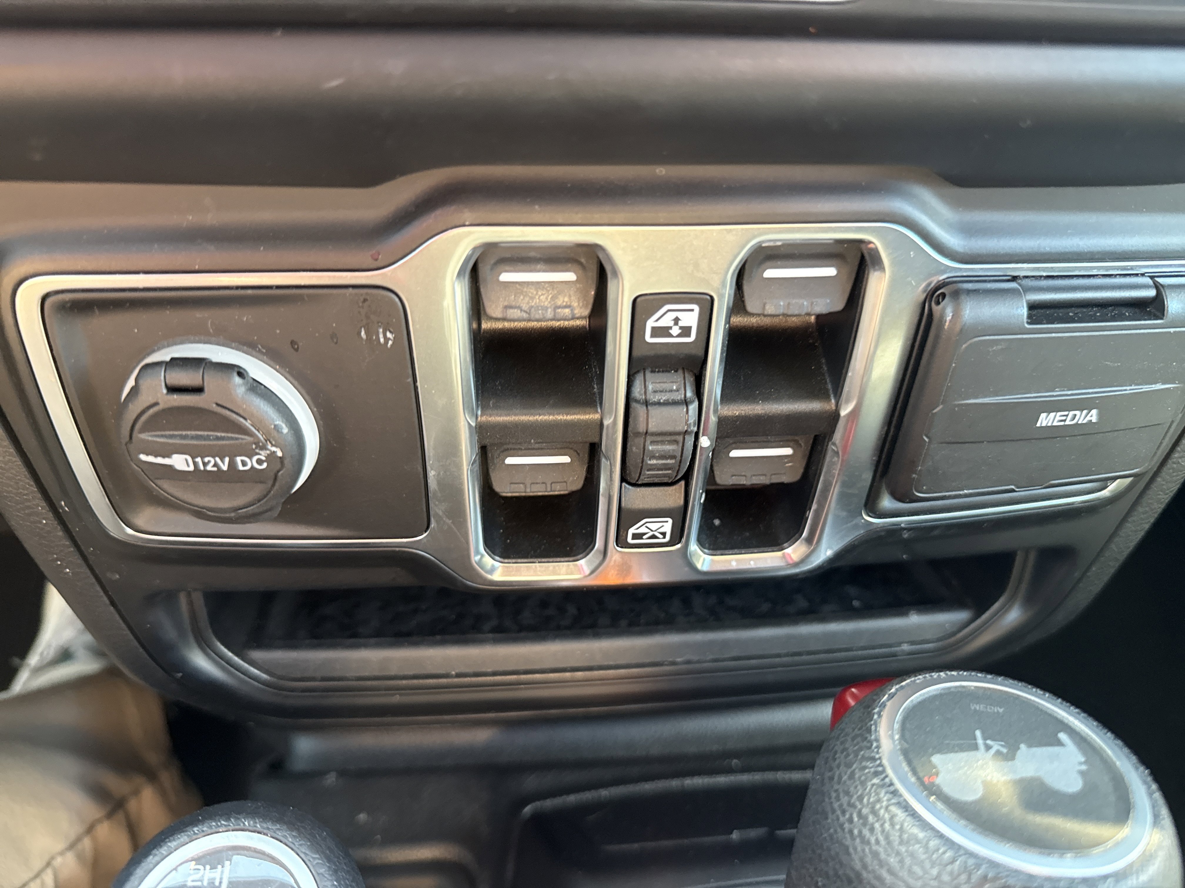 Used 2021 Jeep Wrangler Unlimited Sport AWD/4WD image 27